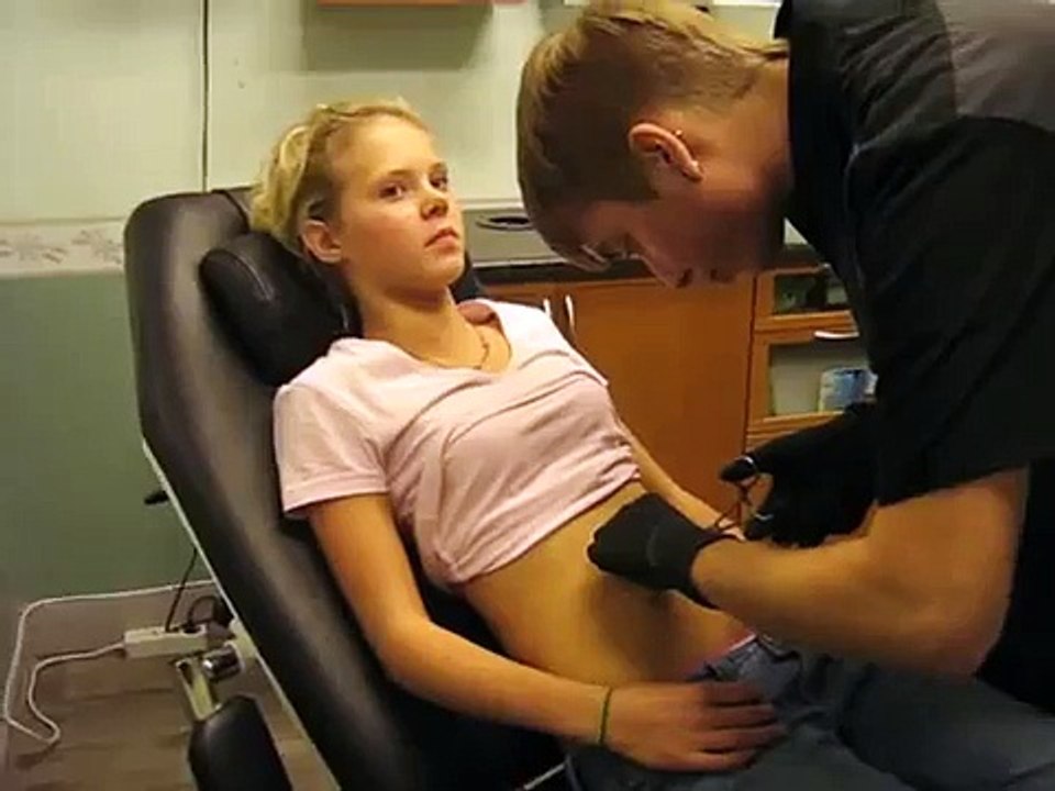 Navelpiercing