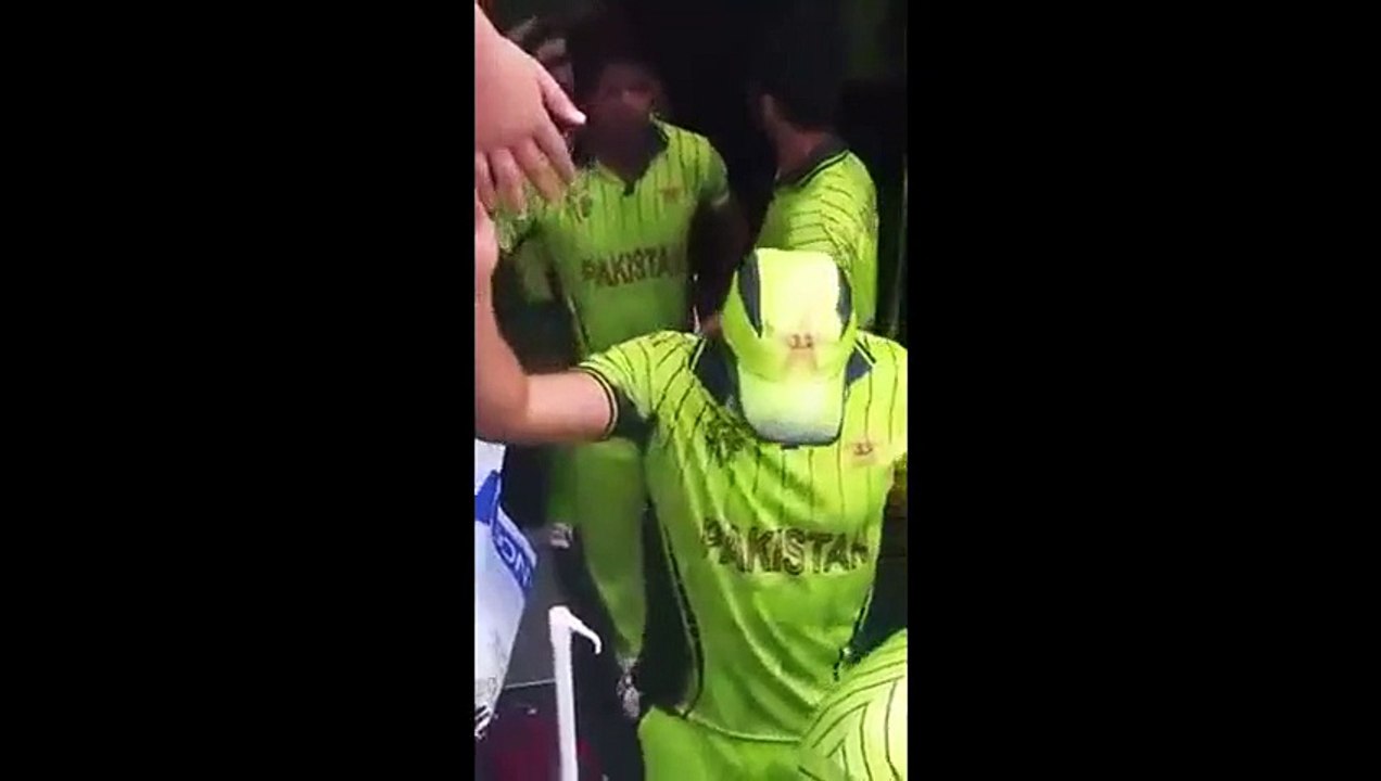 Pakistan cricket team entering the stadium
