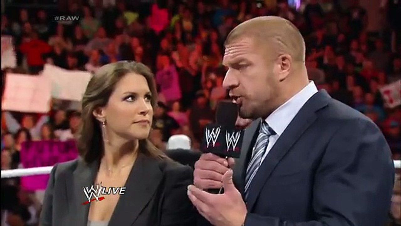 wow !wwe wrestling .wrestling you must watch it