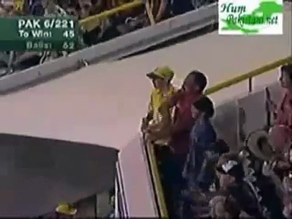 Afridi Six vs Austalia (Symonds) at Melbourne