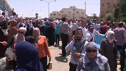 "الأونروا" تهدد بوقف أنشطتها