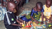 Bénin, les écoles maternelles communautaires préparent à l'enseignement primaire