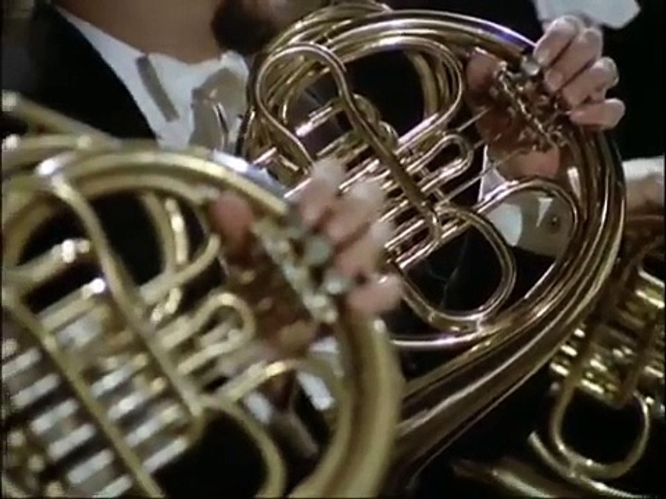 Mahler: Symphony No. 1 "The Titan" / Bernstein · Vienna Philharmonic Orchestra