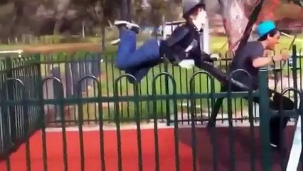 Video Tingkah Konyol Orang Amerika! Dijamin Lucu Banget