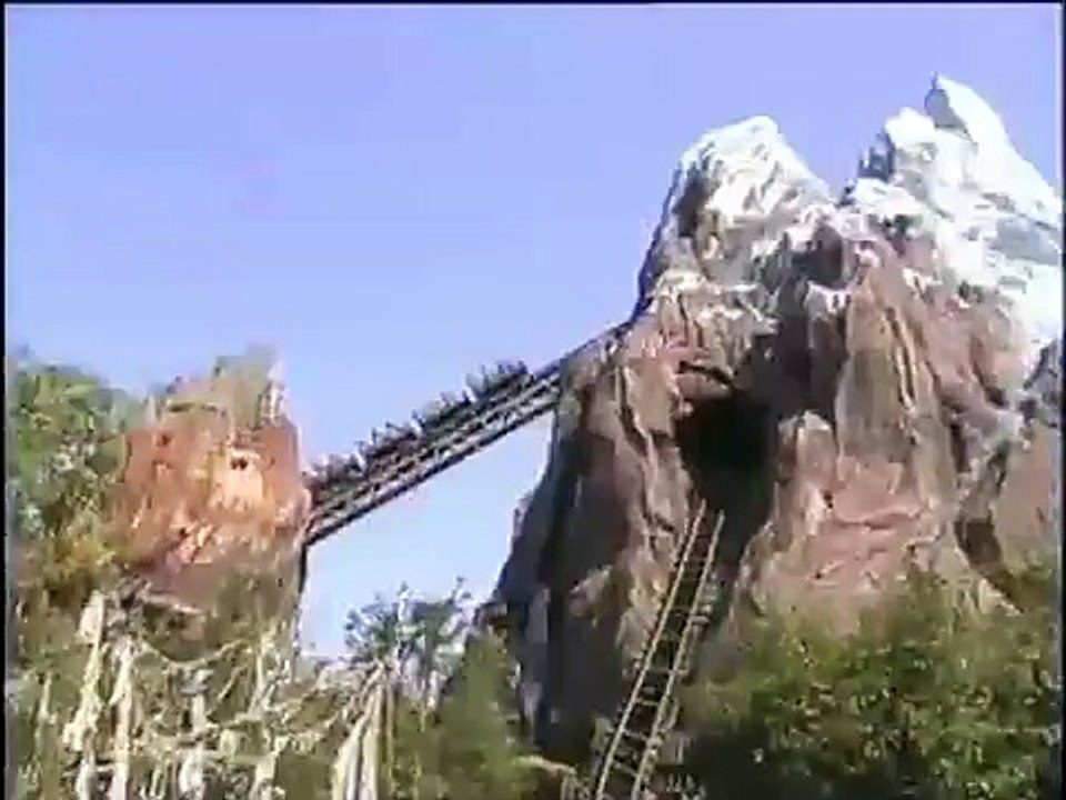 Expedition Everest Ride feat. Fatboy Slim - Right here, Right Now @ Disney's Animal Kingdom