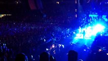 Eddie Vedder Goes Off on Violent Fan - LA Sports Arena 11/23/13