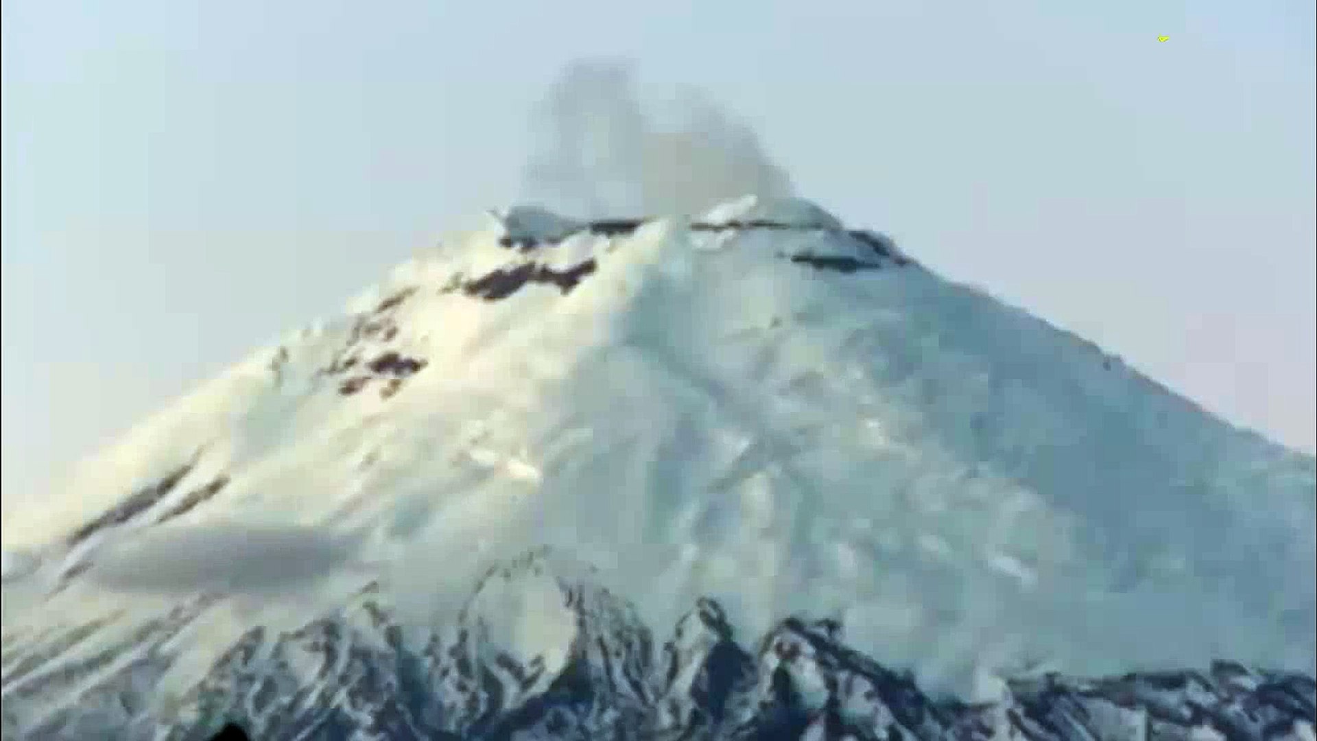 ⁣Lo más visto | video captado al volcán Cotopaxi.