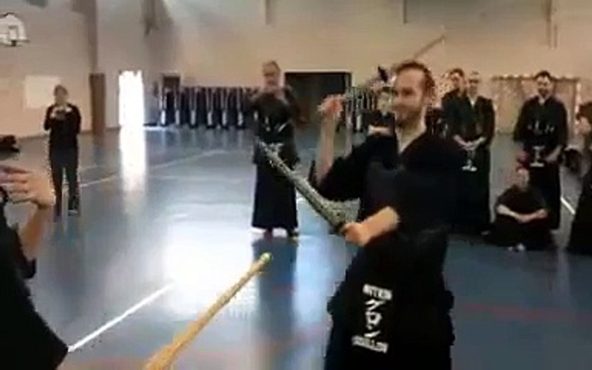 Kendo Nito - how to defeat