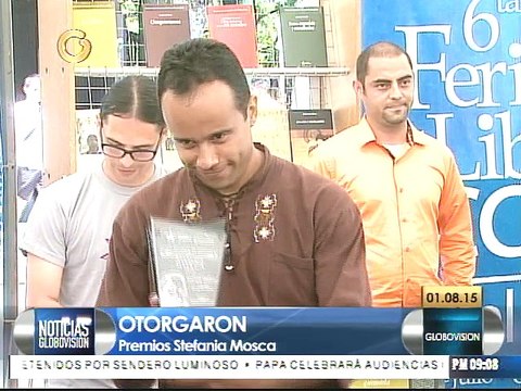Alcaldía entrega el premio Stefanía Mosca en la Feria del Libro de Caracas