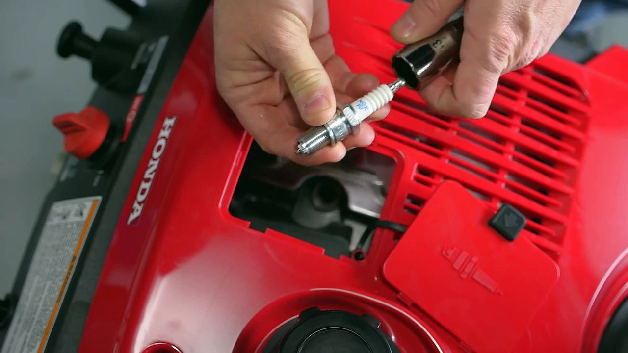 HS720 Snow Thrower Maintenance and Storage Honda Snow Blowers video