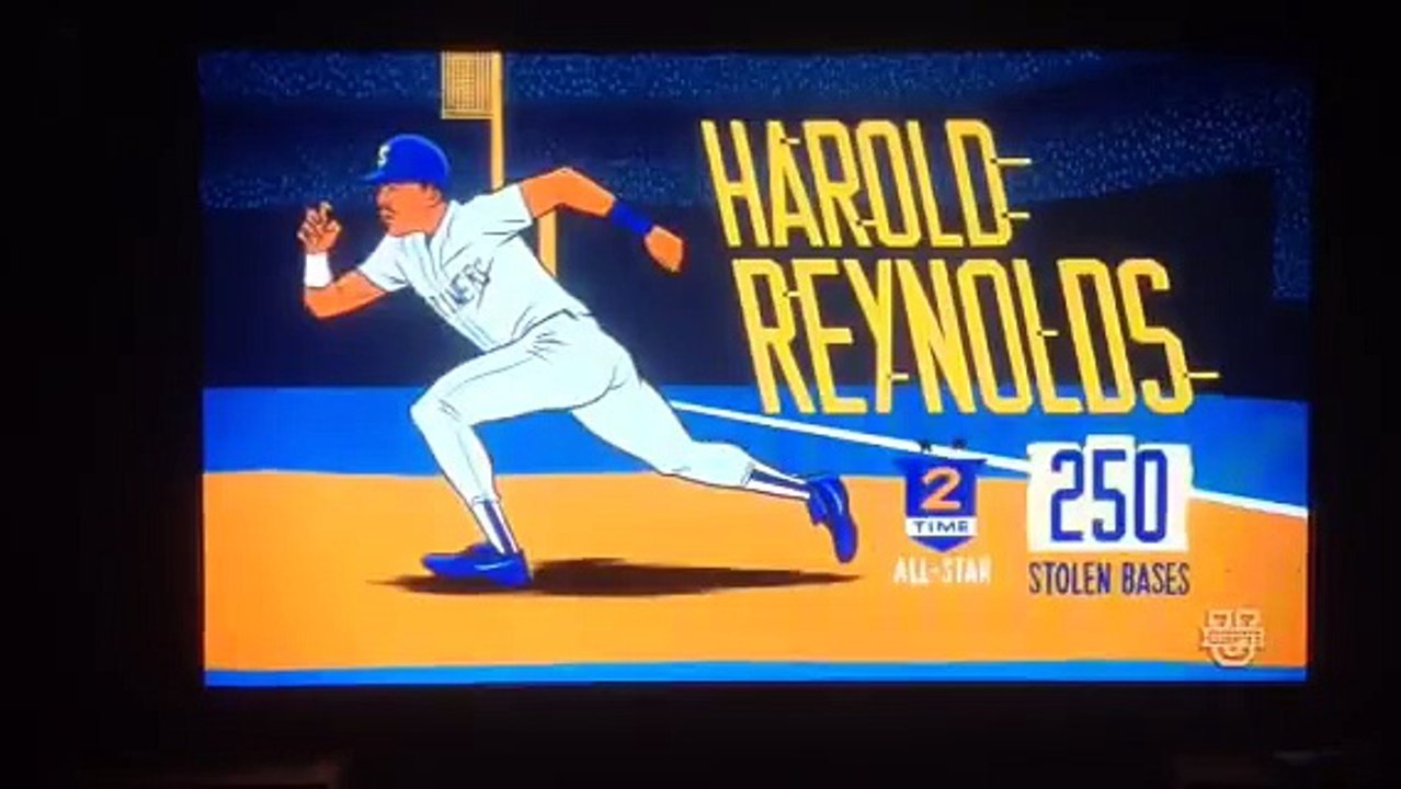 Bo Jackson throws out Harold Reynolds at the plate from the wall on a fly