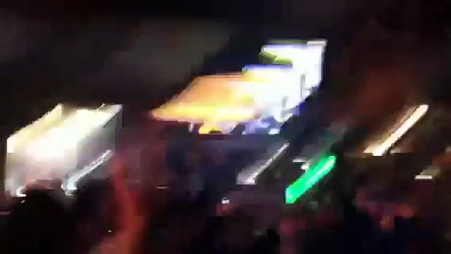 Chelsea vs. Barcelona UEFA 2012 (The Olde Ship Pub) Torres goal celebration