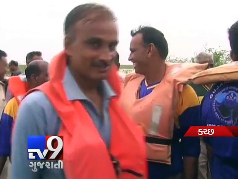 Gujarat Floods - Army, SRPF battle the odds to save lives in Bhuj - Tv9 Gujarati