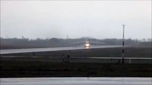 PilotsEYE.tv - Ilyushin IL-76 strong Crosswind landing. Unbelieveable Russian Pilot skills !