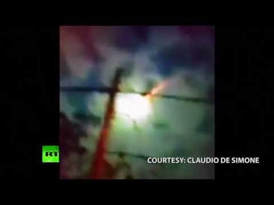 Bright meteor turns sky green over Argentina