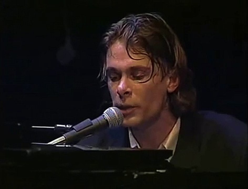 Hans Teeuwen - Eenzaamheid en een verassing - Hard en Zielig