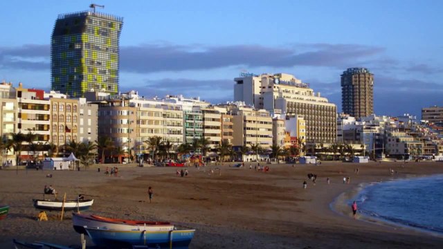 PLAYA DE LAS CANTERAS, GRAN CANARIA Música Carlos Nuñez ( Almas de Fisterra)