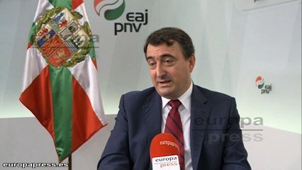 Esteban insta al Gobierno PP a convocar comisión mixta