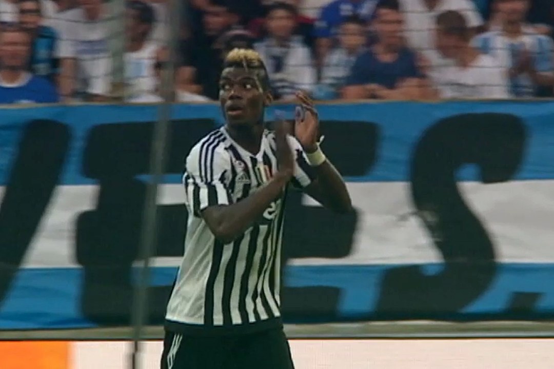 L'ovation du stade Vélodrome à Paul Pogba