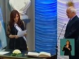 La presidenta Cristina Fernández de Kirchner le tomó juramento a su gabinete