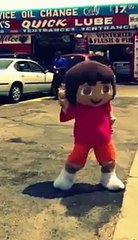 D girl be twerking!!