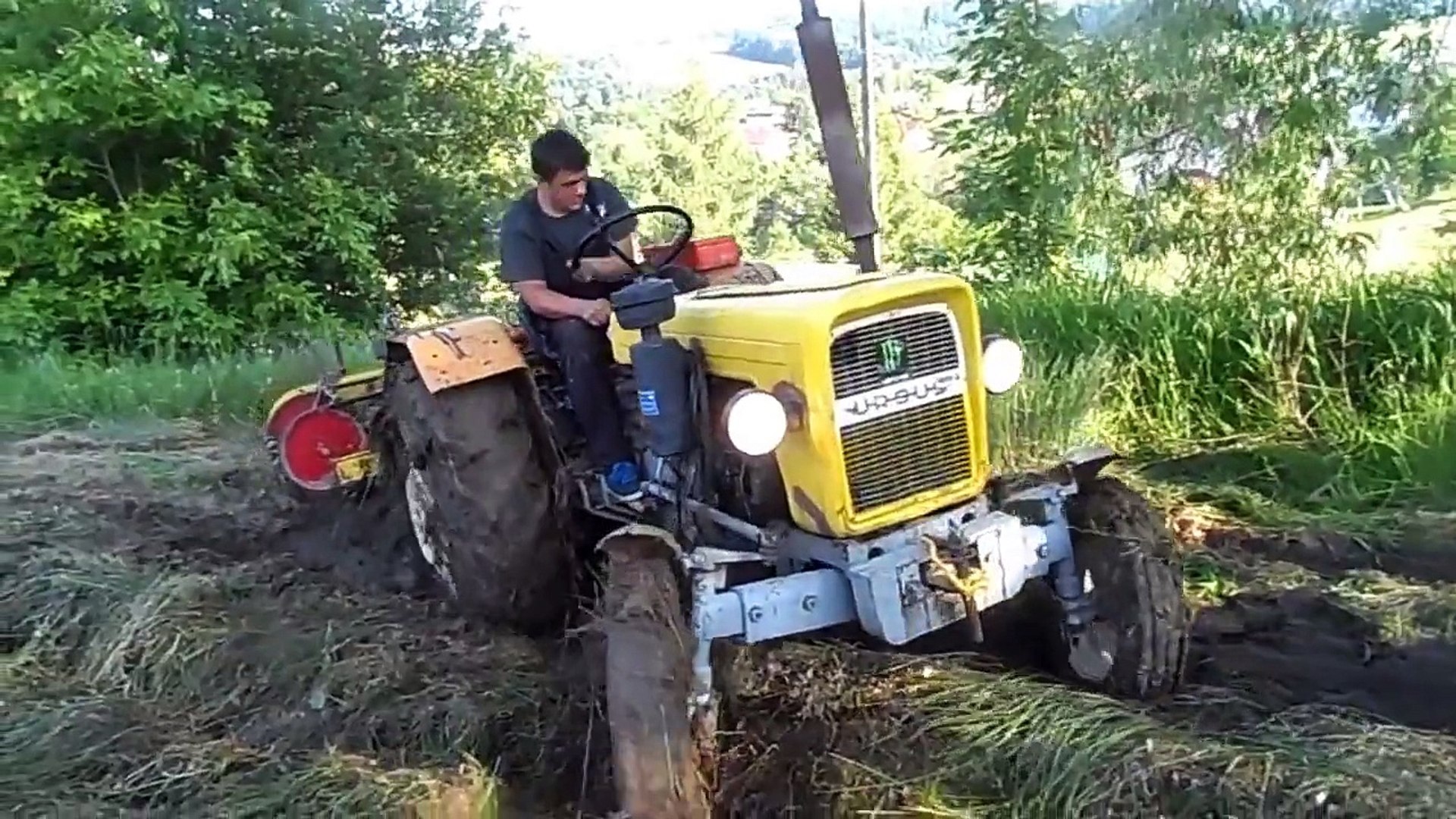 Wtopa Podczas Sianokosow 14 Ursus C330 C360 Video Dailymotion