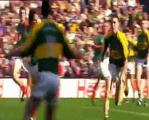 The Skills of Gaelic Football - The Feint and Side Step
