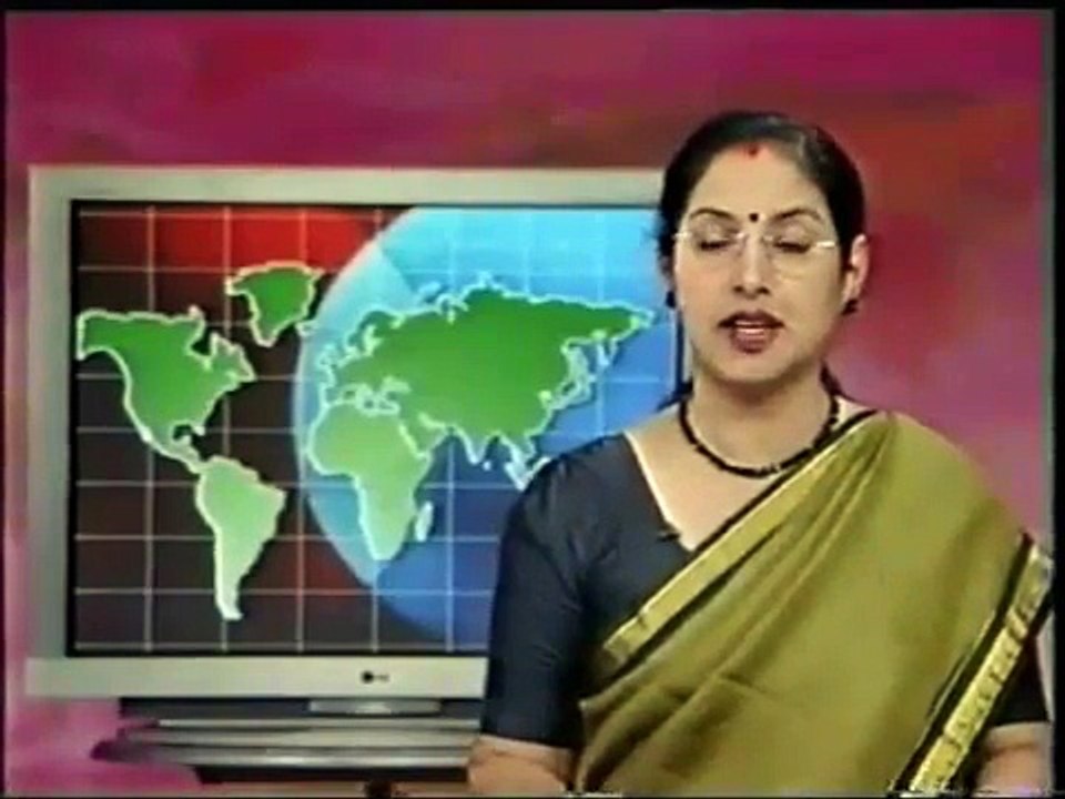 Asianet News 2002 Prof.M.D.N,Brinda Karat and Arundhati roy in Kerala To support C.K.Janu and Geethanand (Tribal(Adivasi)Activist)in Muthanga