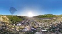 Captured by UFOs 360 ° VR experience 4K