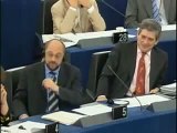 Berlusconi al Parlamento Europeo video completo e con sottotitoli
