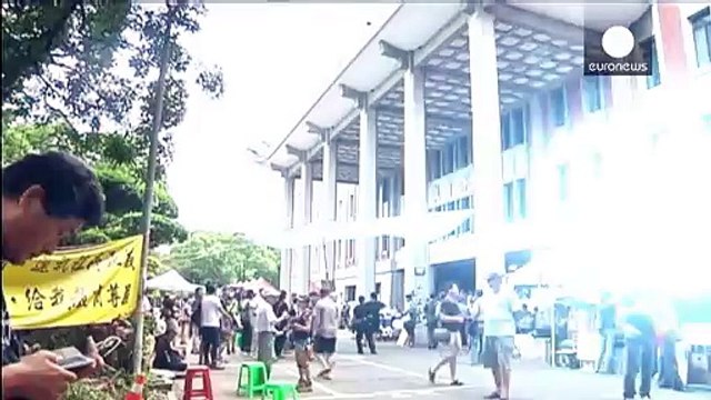 Taiwan: in piazza contro la riforma della scuola