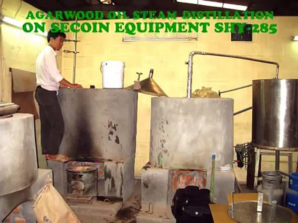 Agarwood oil steam distillation on SECOIN equipment.