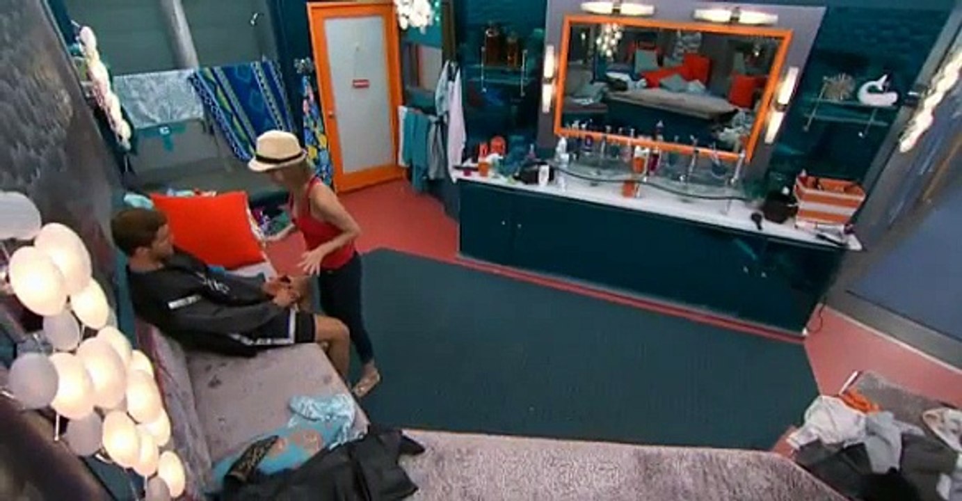 BB17 Clay and Meg fall in love