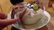 Hokkaido 2008 - Exotic food (Eating moving squid)
