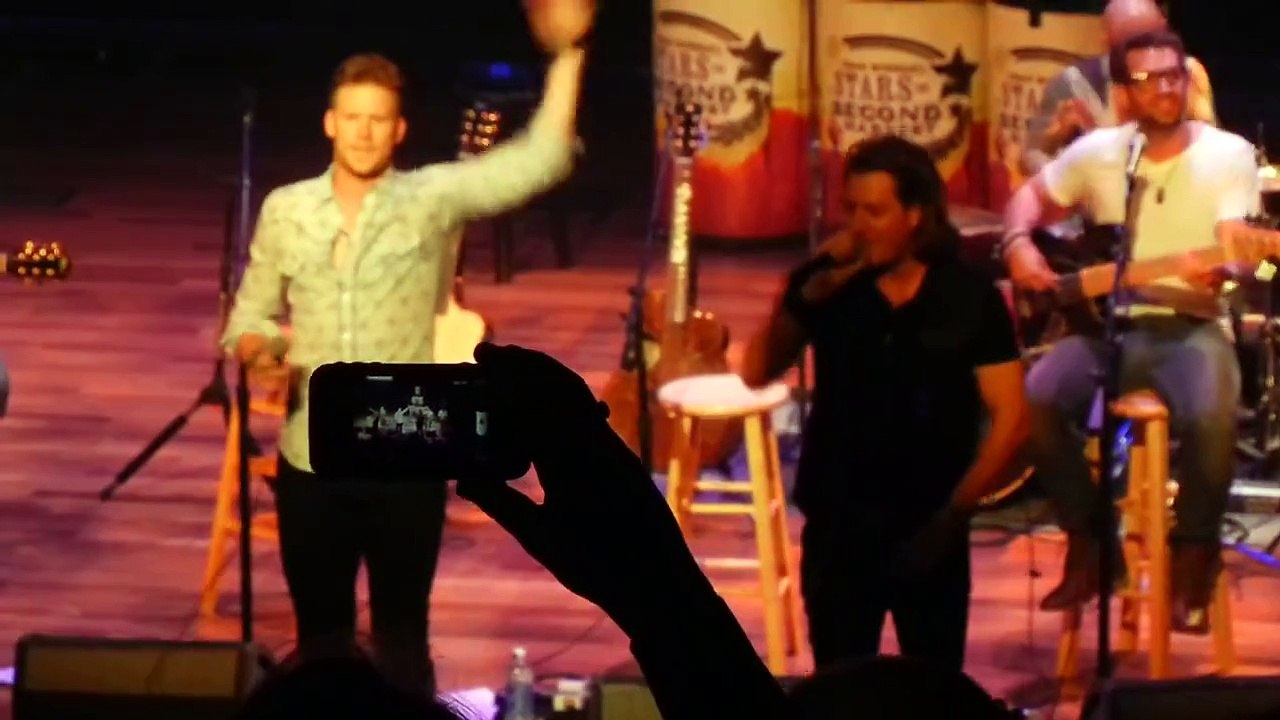 Florida Georgia Line and Nelly perform Ride wit Me