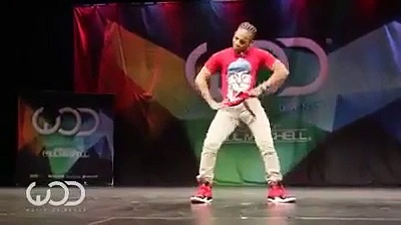 Best DubStep Dancer I've Seen in ages
