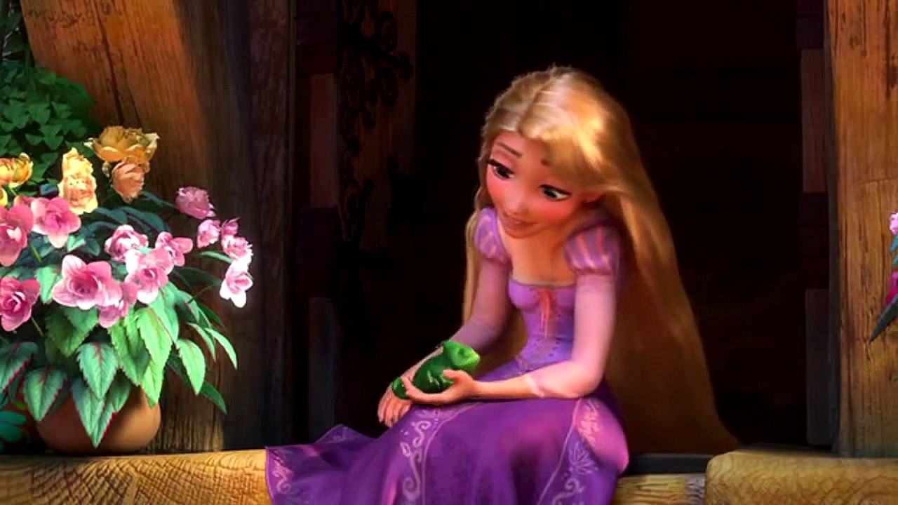 Cuando empezaré a vivir - Disney Enredados HD