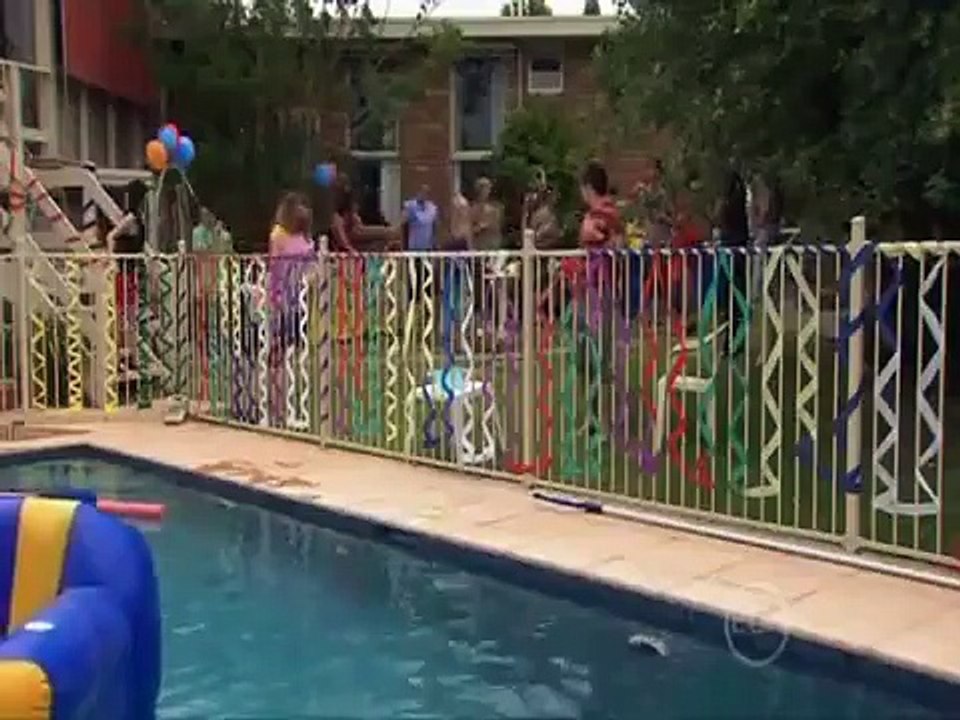 Neighbours - 5440b