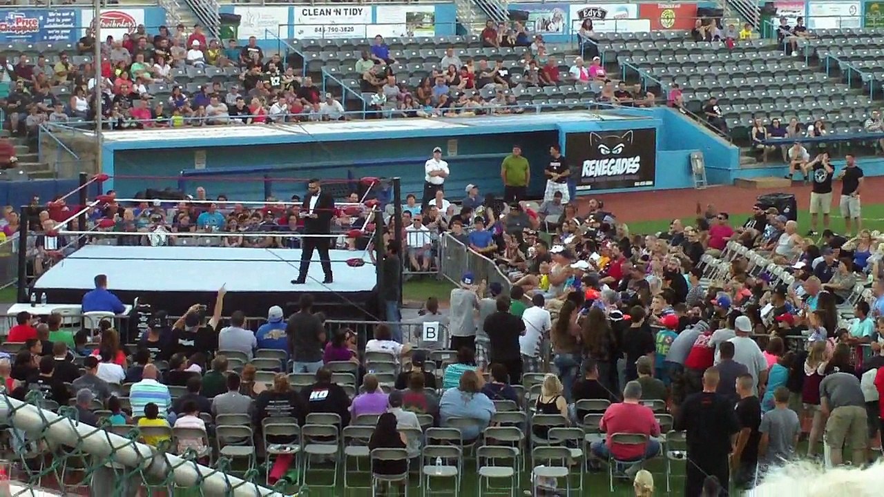 10 Bell Salute for Rowdy Roddy Piper Wrestling under the stars 4 8/1/15 Fishkill NY