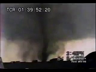 Pampa, TX tornado and huge debris.