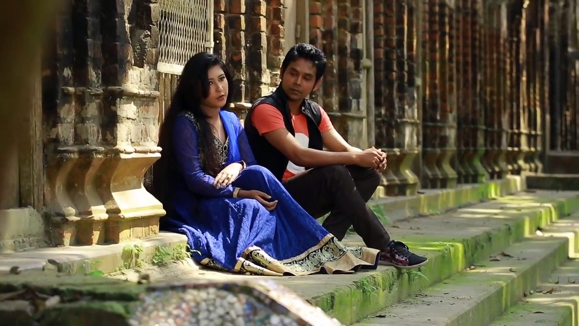 ⁣Valobasa Jay Hariye Bangla Music Video by Mahfuz & Tuli (HD)
