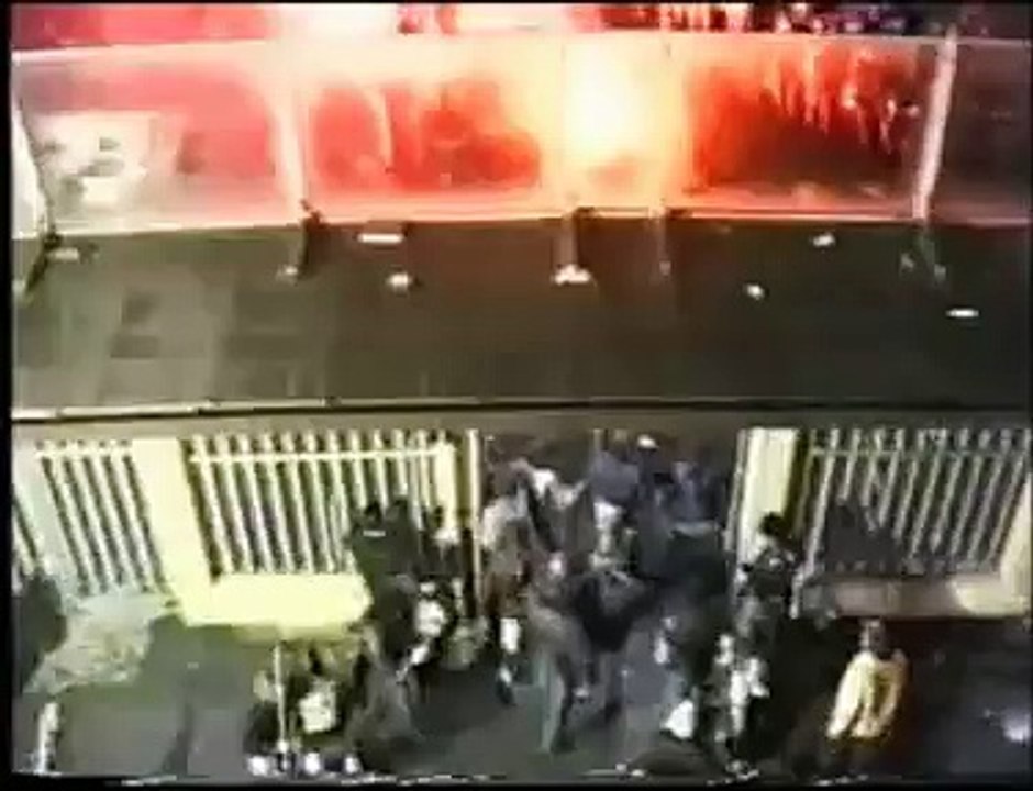 Italian hooligans vs ACAB!