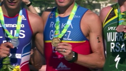 Triatlo movimenta Rio em evento-teste para Jogos Olímpicos