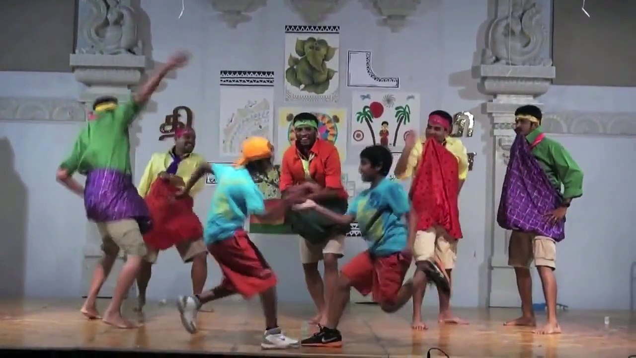 Lungi Dance 2011