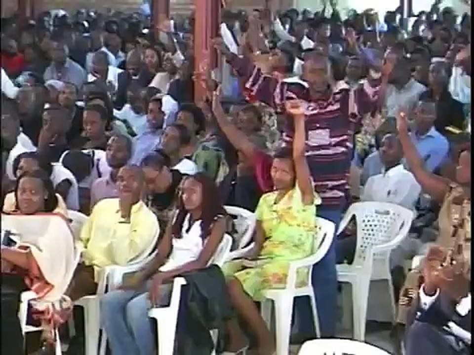 Hari inyenyeri ituyobora - PAUL GITWAZA pt.6