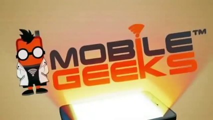 Cận cảnh điện thoại trong suốt hoàn toàn