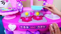 MINNIE MOUSE Sweet Surprises Play Kitchen   Play Doh Food Cooking & Flipping NEW Toddler Set