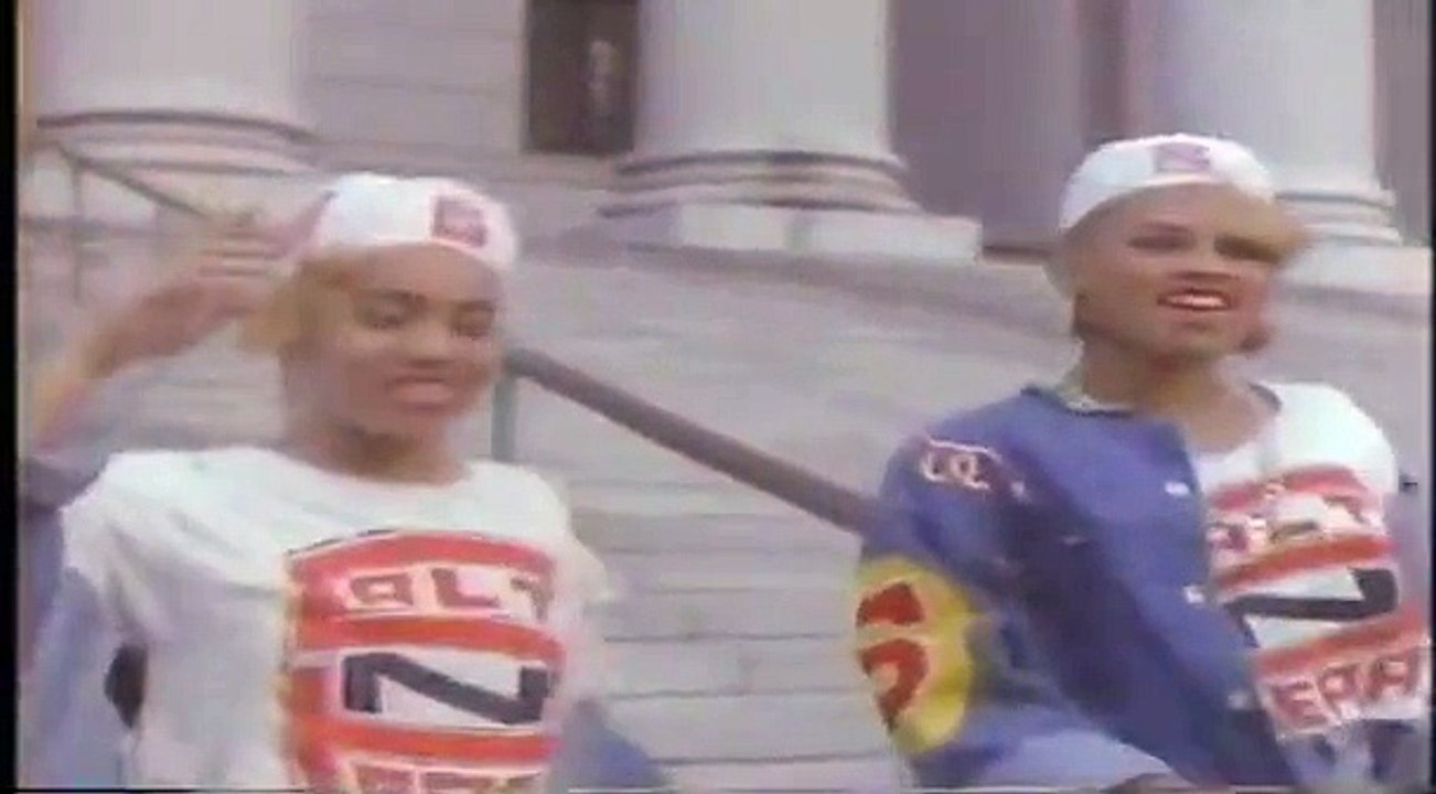Salt-N-Pepa - Get Up Everybody