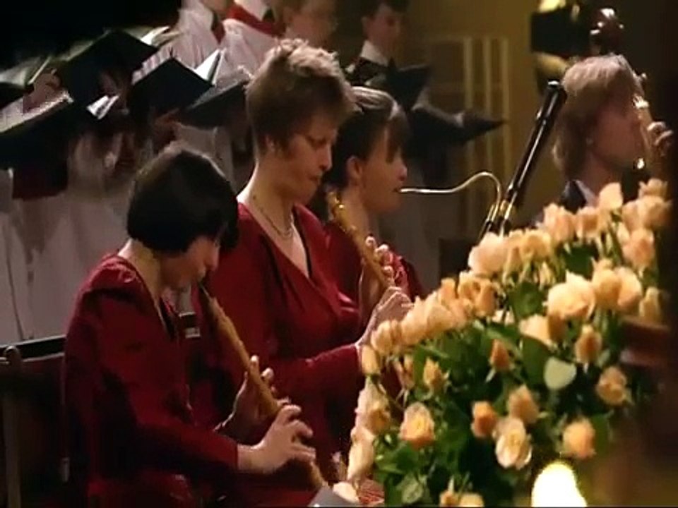 Handel -〈Messiah〉oratorio,  HWV 56 / "For unto us a Child is born" (Stephen Cleobury)