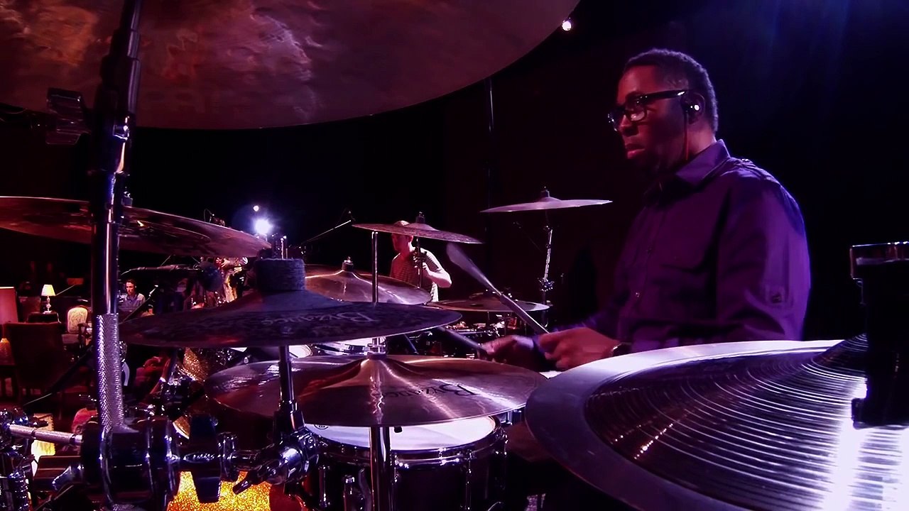 Snarky Puppy feat Magda Giannikou - Ase Me Na Bo (Family Dinner - Volume 1)